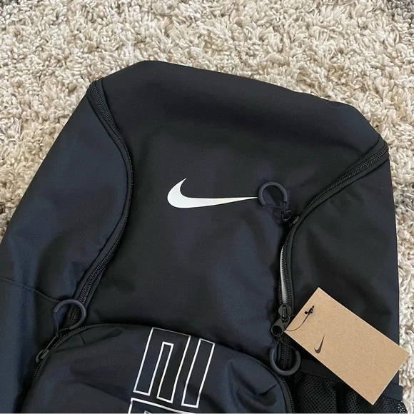 ✔️NWT✔️ NIKE Varsity Elite Backpack Black Metallic Silver - Picture 5 of 12